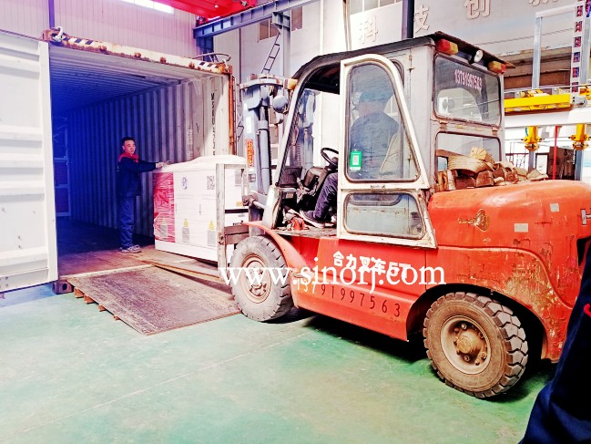 開啟貨柜連發(fā)模式，墻板生產(chǎn)線、格柵板生產(chǎn)線、線條生產(chǎn)線發(fā)貨中